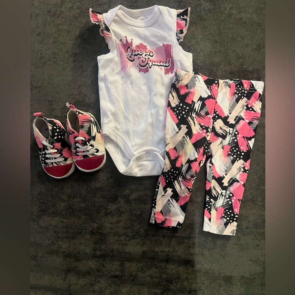 Baby girl 3 piece set with cute shoes